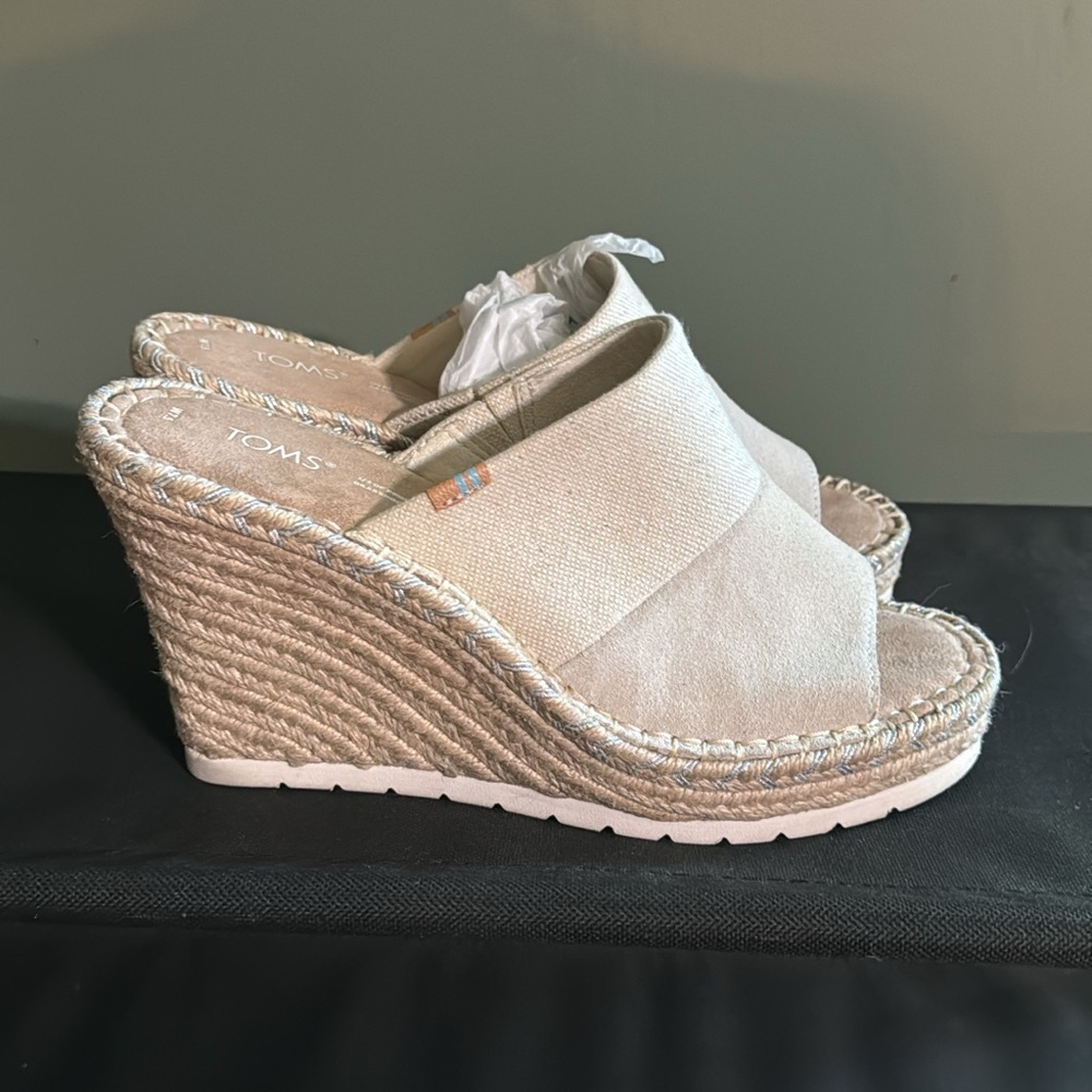Toms Cream Wedge Sandals with Jute Midsole